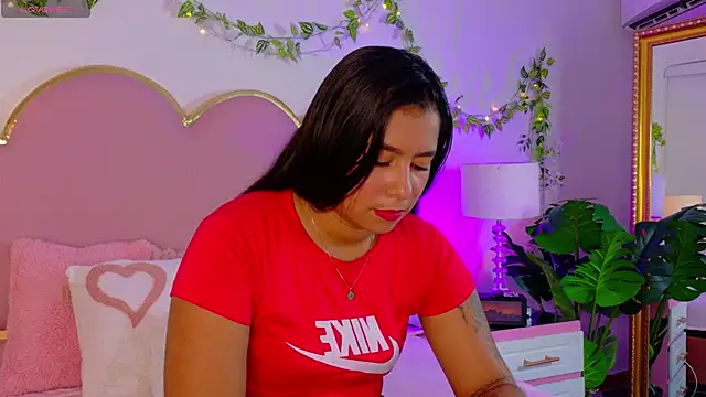 EmmaCrush online show from 5, 12, 2025