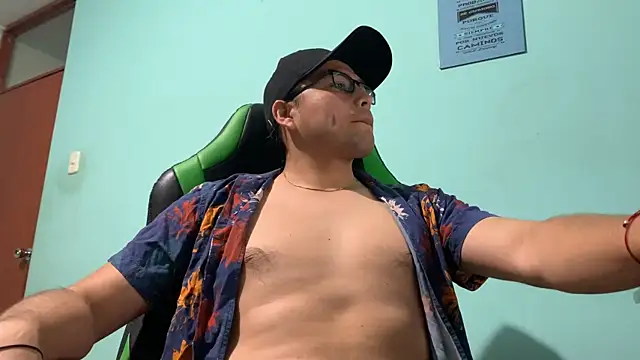 Snapshot of Allen_ibe chatting on 4, 1, 2025 Allen ibe online show from 4, 1, 2025