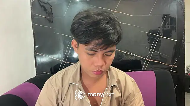 Snapshot of hoenika chatting on 8, 2, 2026 hoenika online show from 8, 2, 2026