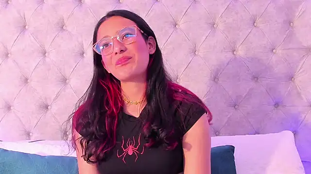 Snapshot of dafne_bss chatting on 11, 3, 2026 dafne bss online show from 11, 3, 2026