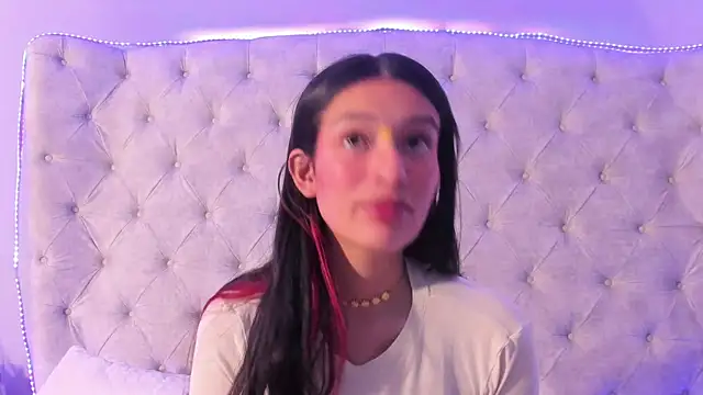 Snapshot of dafne_bss chatting on 24, 3, 2026 dafne bss online show from 24, 3, 2026