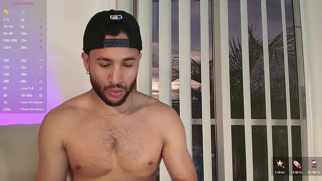 Snapshot of Valentinoford chatting on 12, 2, 2025 Valentinoford online show from 12, 2, 2025