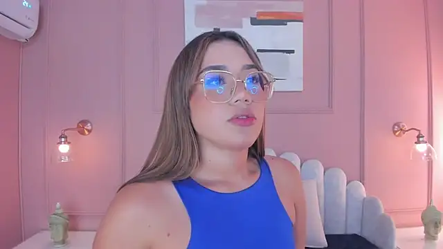 Snapshot of mara_brooks chatting on 17, 12, 2024 mara brooks online show from 17, 12, 2024