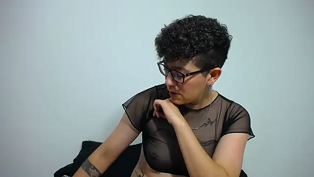 Snapshot of alex_noa chatting on 3, 2, 2025 alex noa online show from 3, 2, 2025