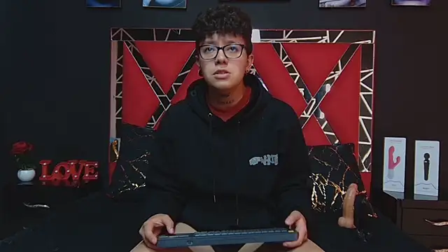 Snapshot of alex_noa chatting on 7, 3, 2025 alex noa online show from 7, 3, 2025