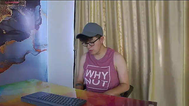 Snapshot of alex_noa chatting on 17, 9, 2025 alex noa online show from 17, 9, 2025