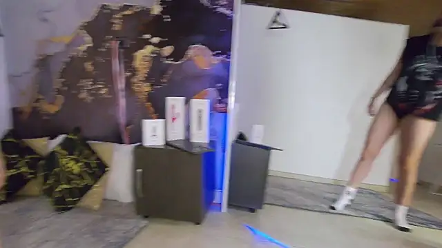 Snapshot of alex_noa chatting on 22, 10, 2025 alex noa online show from 22, 10, 2025