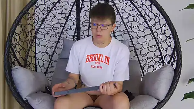 Snapshot of alex_noa chatting on 1, 11, 2025 alex noa online show from 1, 11, 2025