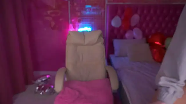 ArianaDarkk online show from 15, 2, 2026