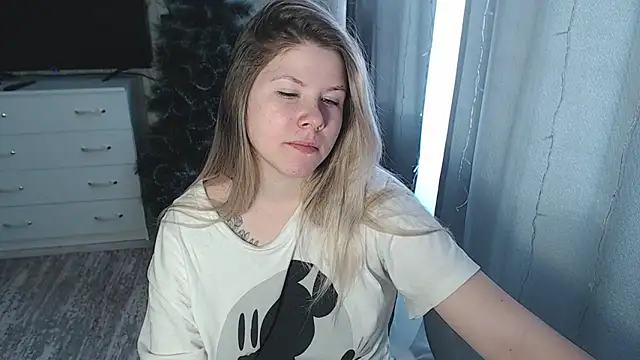 Snapshot of MelissaXKinky chatting on 27, 1, 2025 MelissaXKinky online show from 27, 1, 2025