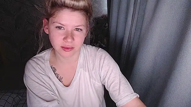 Snapshot of MelissaXKinky chatting on 25, 10, 2025 MelissaXKinky online show from 25, 10, 2025