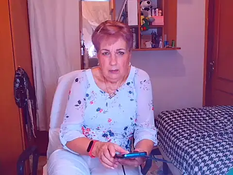 Victoria5643 online show from 17, 2, 2025