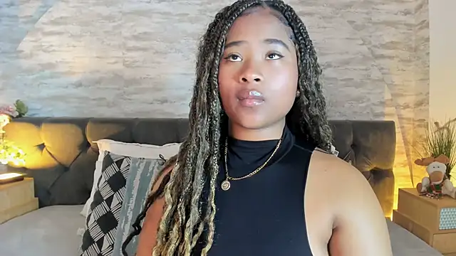 Snapshot of Anneth__M chatting on 17, 7, 2026 Anneth M online show from 17, 7, 2026