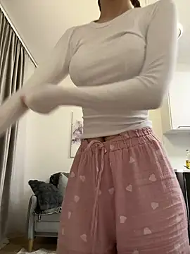 Snapshot of Ketitull chatting on 5, 2, 2025 Ketitull online show from 5, 2, 2025