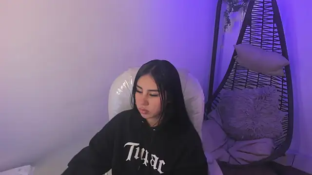 Chanttall  online show from 22, 11, 2025