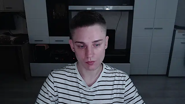 angryzan online show from 24, 10, 2025