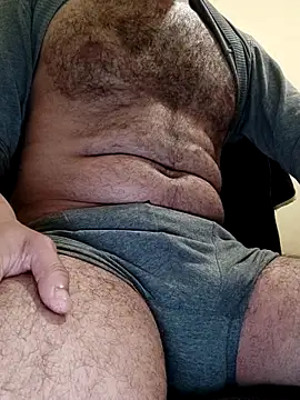 Snapshot of Hairyarabguy chatting on 29, 4, 2026 Hairyarabguy online show from 29, 4, 2026