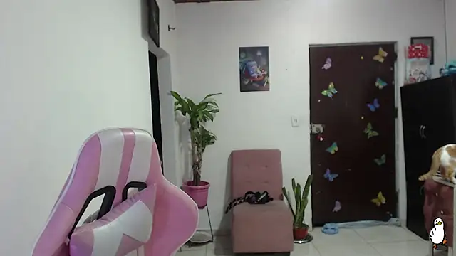 Snapshot of littleangel1_m chatting on 14, 2, 2026 littleangel1 m online show from 14, 2, 2026