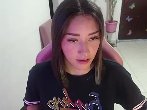 Snapshot of littleangel1_m chatting on 14, 7, 2026 littleangel1 m online show from 14, 7, 2026