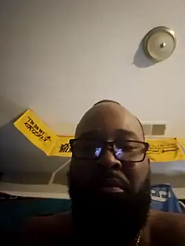 Snapshot of GallowayGooch1085 chatting on 1, 4, 2026 GallowayGooch1085 online show from 1, 4, 2026