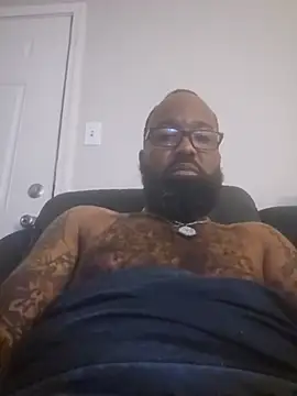 Snapshot of GallowayGooch1085 chatting on 24, 6, 2026 GallowayGooch1085 online show from 24, 6, 2026