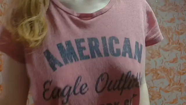 strawberrysmoothie online show from 9, 2, 2025