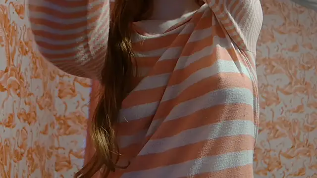 strawberrysmoothie online show from 28, 10, 2025