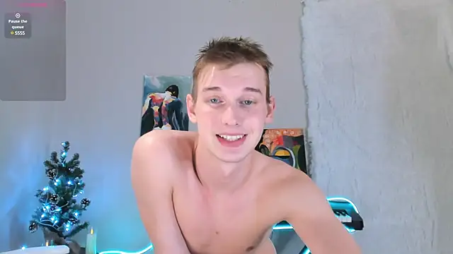 Snapshot of 4ever_dude chatting on 7, 12, 2024 4ever dude online show from 7, 12, 2024