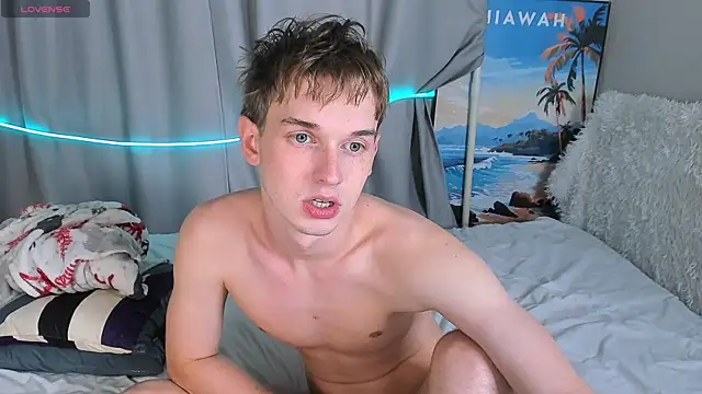 Snapshot of 4ever_dude chatting on 18, 10, 2025 4ever dude online show from 18, 10, 2025