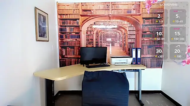 khiara moretti online show from 13, 3, 2025