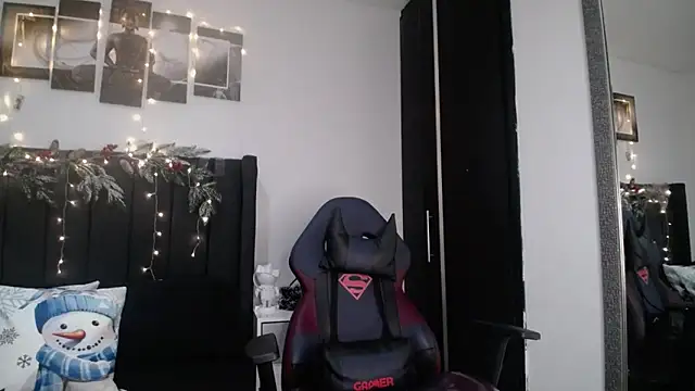 Snapshot of muscle_ares chatting on 2, 12, 2024 muscle ares online show from 2, 12, 2024