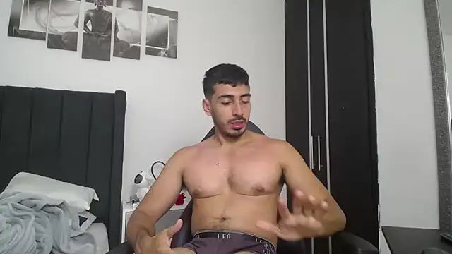 Snapshot of muscle_ares chatting on 3, 2, 2025 muscle ares online show from 3, 2, 2025