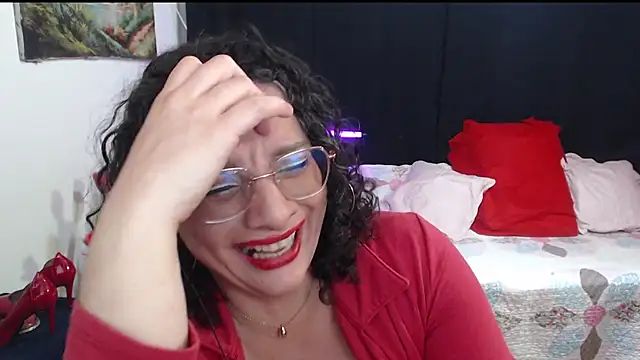 Snapshot of Aleja_Gonzales chatting on 24, 4, 2026 Aleja Gonzales online show from 24, 4, 2026