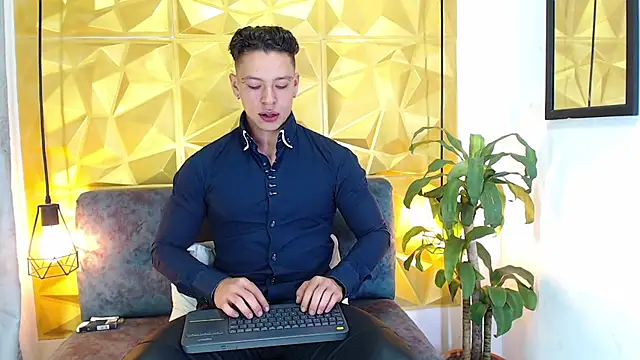 Snapshot of Baxter_Dex chatting on 8, 12, 2024 Baxter Dex online show from 8, 12, 2024