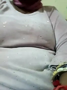 Snapshot of Shoni__ chatting on 15, 12, 2025 Shoni online show from 15, 12, 2025