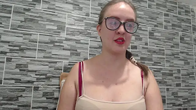 Venus Santana online show from 19, 12, 2024