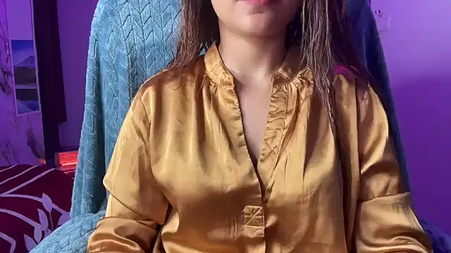 Snapshot of Royal_girl_1 chatting on 16, 12, 2025 Royal girl 1 online show from 16, 12, 2025