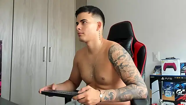 Snapshot of jacob_firexx chatting on 4, 11, 2025 jacob firexx online show from 4, 11, 2025