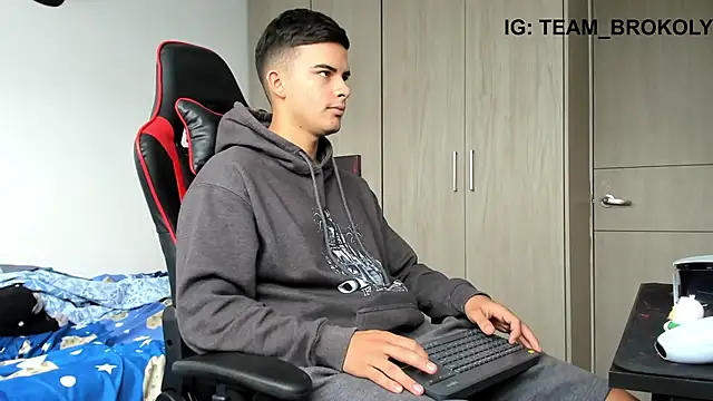 Snapshot of jacob_firexx chatting on 11, 11, 2025 jacob firexx online show from 11, 11, 2025