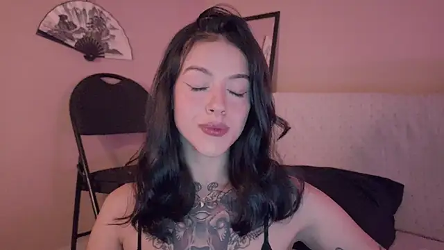 Snapshot of phoenix_xx chatting on 14, 7, 2026 phoenix xx online show from 14, 7, 2026