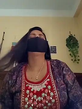 Snapshot of SimaRoy- chatting on 21, 12, 2025 SimaRoy- online show from 21, 12, 2025