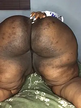 Snapshot of sotho_ssbbw chatting on 21, 4, 2026 sotho ssbbw online show from 21, 4, 2026