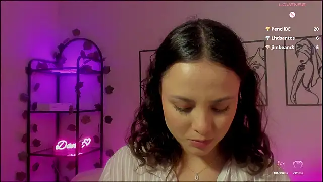 Megan Rodrigo online show from 19, 1, 2025