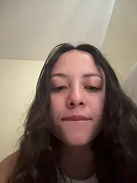 Megan Rodrigo online show from 23, 3, 2026