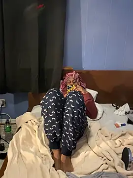 ninaperry777 online show from 9, 12, 2024