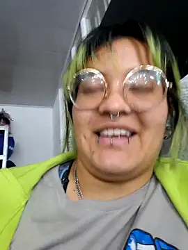 lucky-leah online show from 17, 9, 2025