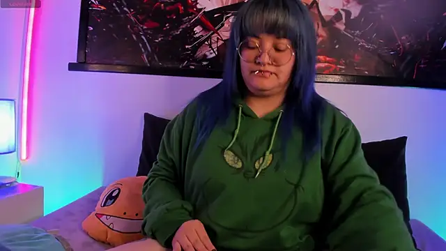 Snapshot of lucky-leah chatting on 25, 4, 2026 lucky-leah online show from 25, 4, 2026