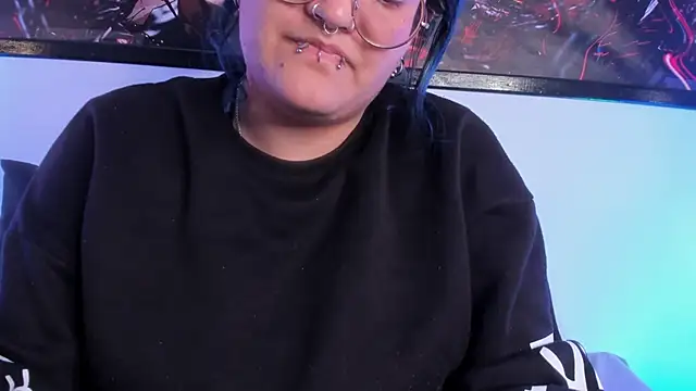 Snapshot of lucky-leah chatting on 6, 5, 2026 lucky-leah online show from 6, 5, 2026