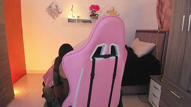 Snapshot of Kayla_foxxy chatting on 14, 4, 2026 Kayla foxxy online show from 14, 4, 2026