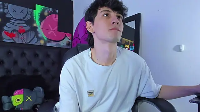 Snapshot of Santi_delacruz chatting on 29, 1, 2025 Santi delacruz online show from 29, 1, 2025